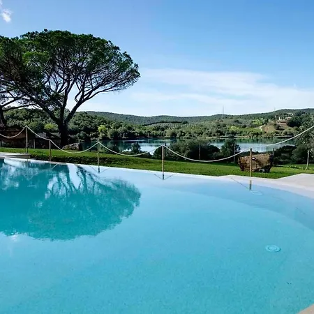 Lantgård Tenuta La Tabaccaia