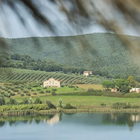 Tenuta La Tabaccaia Lantgård *
