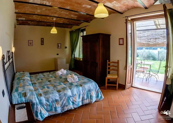 Tenuta La Tabaccaia ファームステイ La Pesta